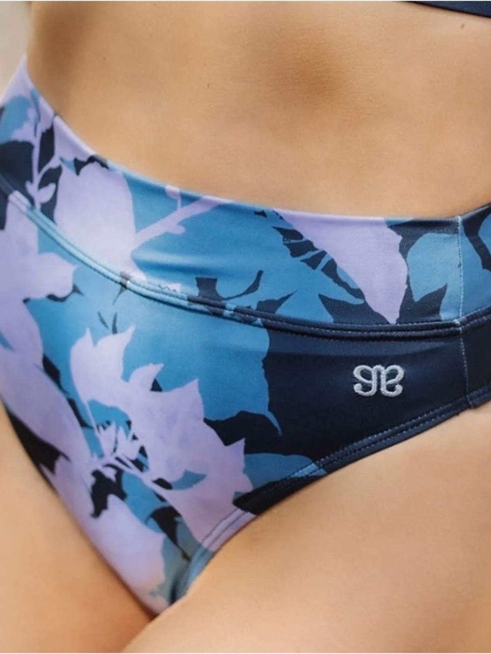 Albion Fit Almost Cheeky Bikini Bottom Hibiscus S